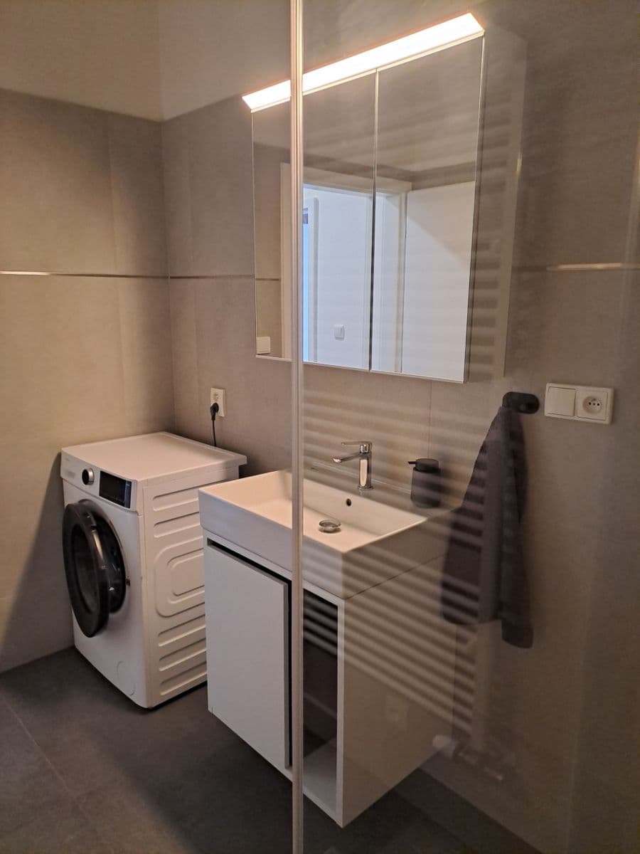 Studio flat to rent, 36 m², S. K. Neumanna, Kralupy nad Vltavou, Středočeský Region Studio flat to rent, 36 m², S. K. Neumanna, Kralupy nad Vltavou, Středočeský Region