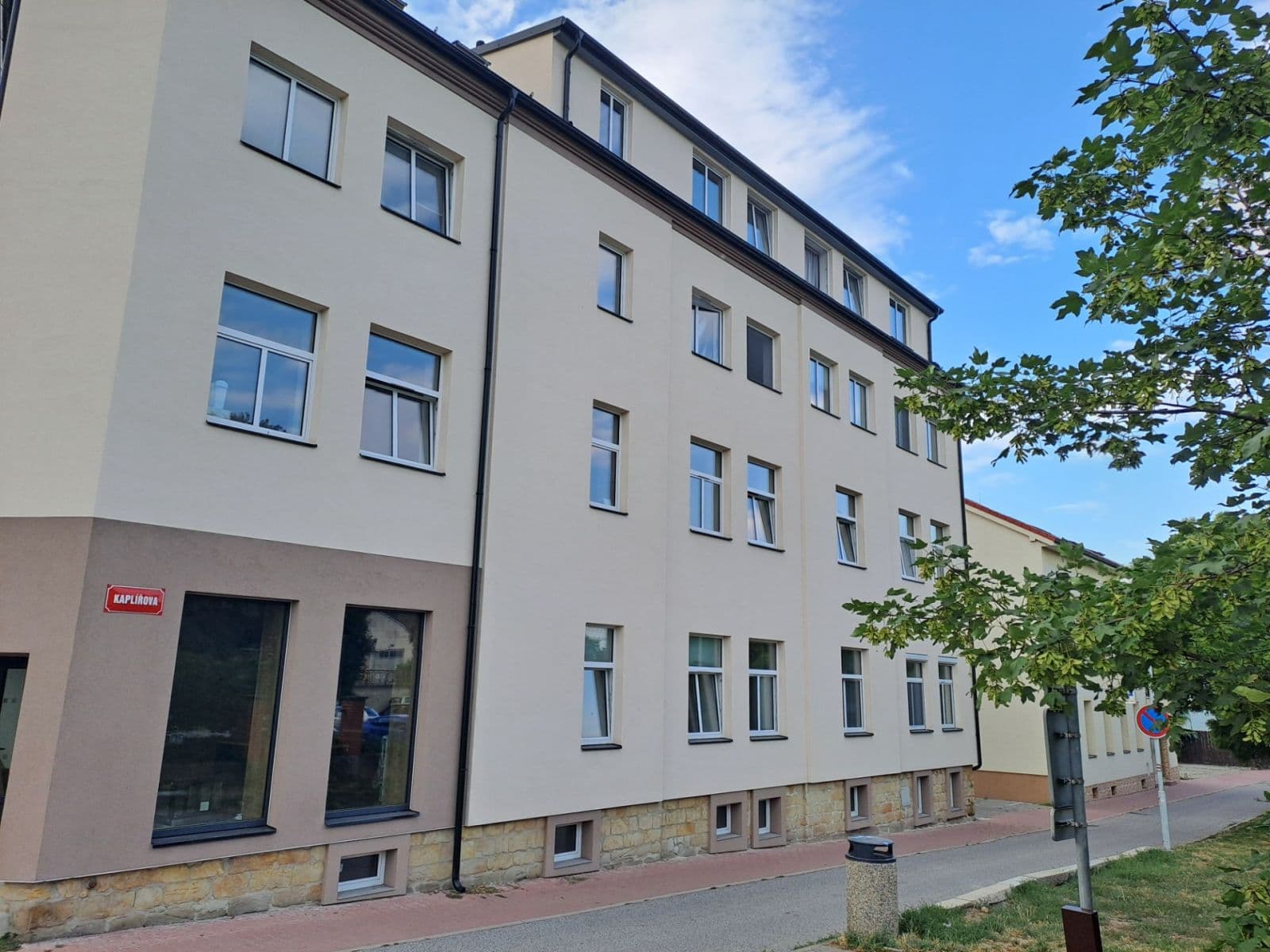 Studio flat to rent, 36 m², S. K. Neumanna, Kralupy nad Vltavou, Středočeský Region Studio flat to rent, 36 m², S. K. Neumanna, Kralupy nad Vltavou, Středočeský Region
