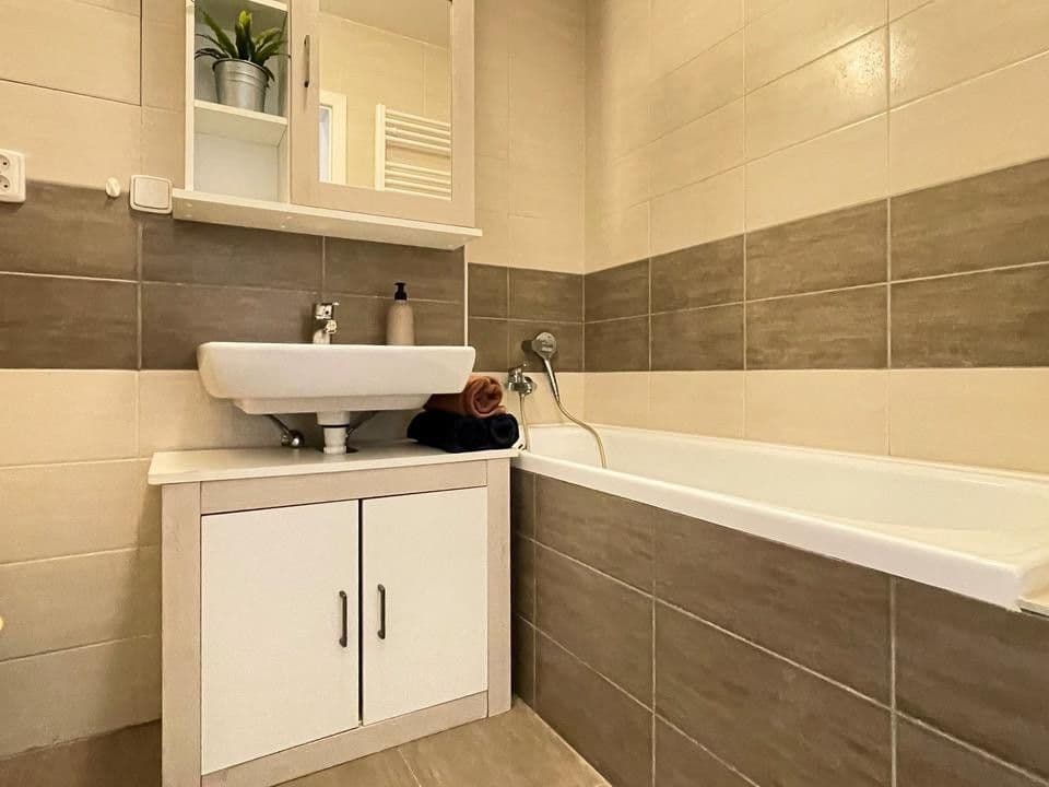 Studio flat to rent, 39 m², Palackého nám., Rosice, Jihomoravský Region Studio flat to rent, 39 m², Palackého nám., Rosice, Jihomoravský Region