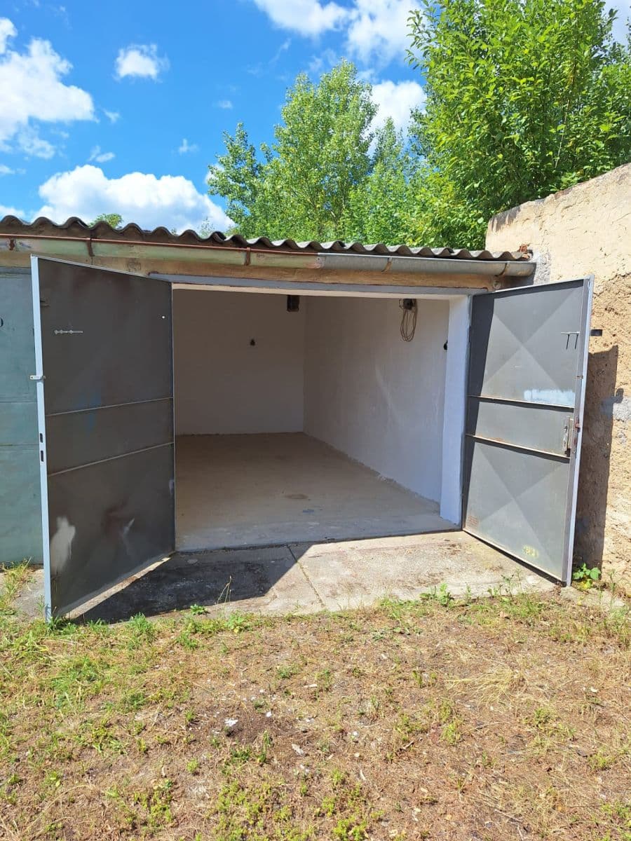 garage for sale, 18 m², Plzeň, Plzeňský Region garage for sale, 18 m², Plzeň, Plzeňský Region