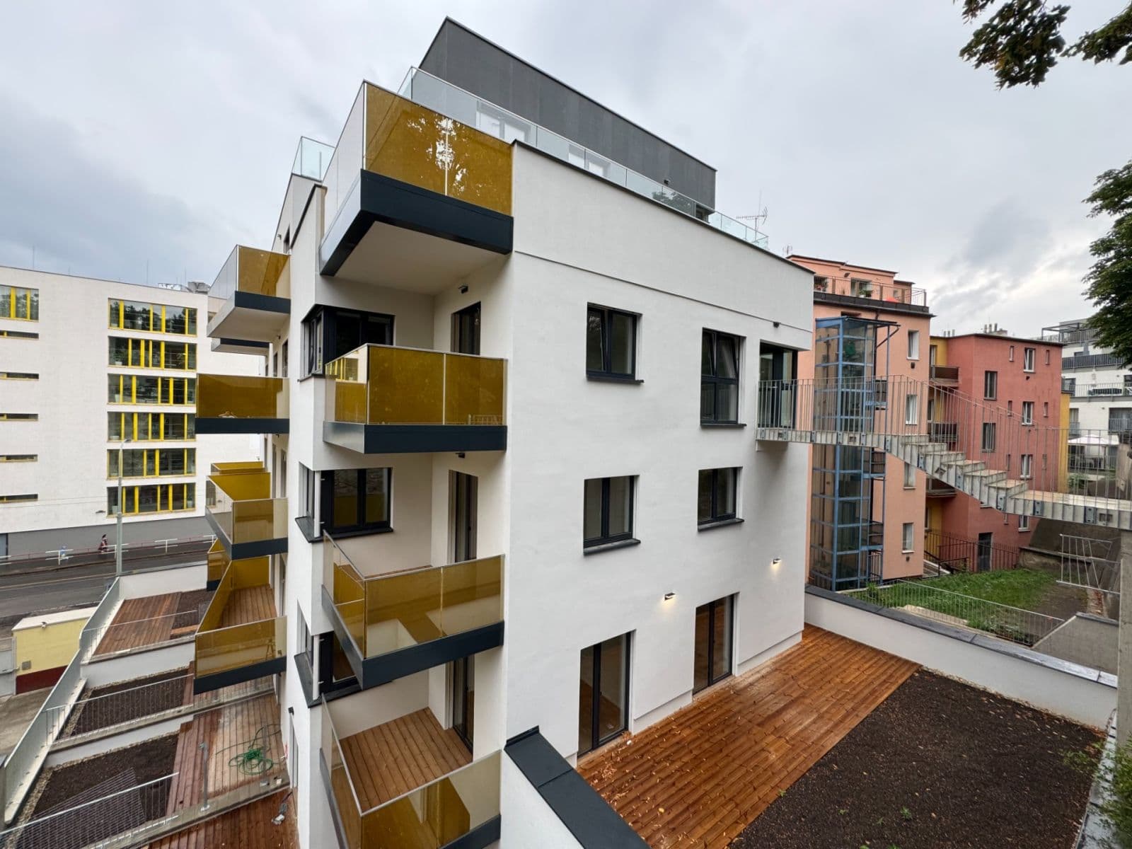 Studio flat to rent, 23 m², Plzeňská, Prague, Prague Studio flat to rent, 23 m², Plzeňská, Prague, Prague
