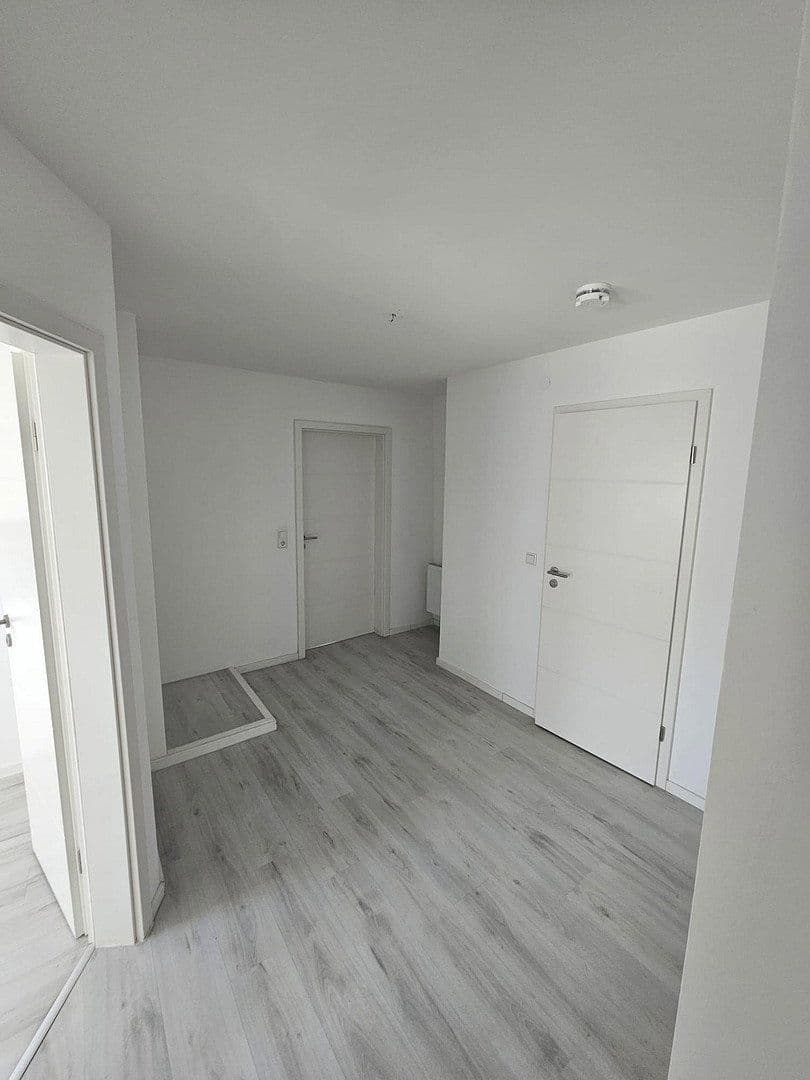 3 bedroom with open-plan kitchen flat to rent, 89 m², Waldstraße 20, Hirschhorn, Hesse 3 bedroom with open-plan kitchen flat to rent, 89 m², Waldstraße 20, Hirschhorn, Hesse