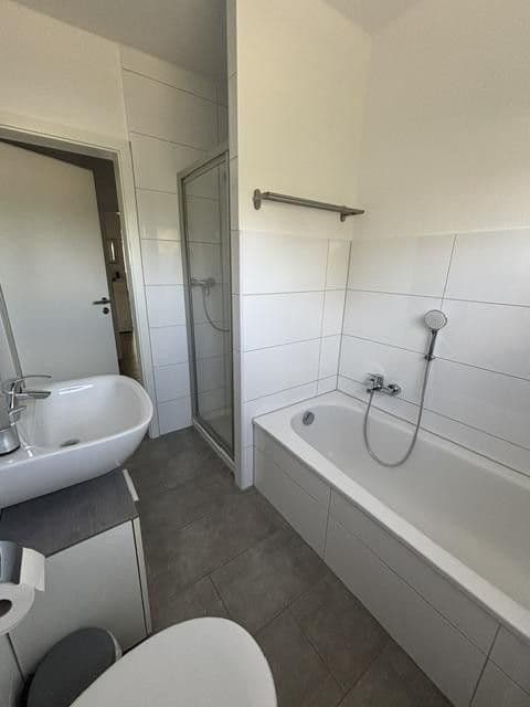 3 bedroom flat to rent, 79 m², Korschenbroich, North Rhine-Westphalia 3 bedroom flat to rent, 79 m², Korschenbroich, North Rhine-Westphalia