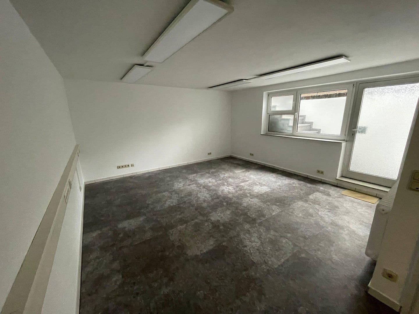 office to rent, 323 m², Oberhausen, North Rhine-Westphalia office to rent, 323 m², Oberhausen, North Rhine-Westphalia