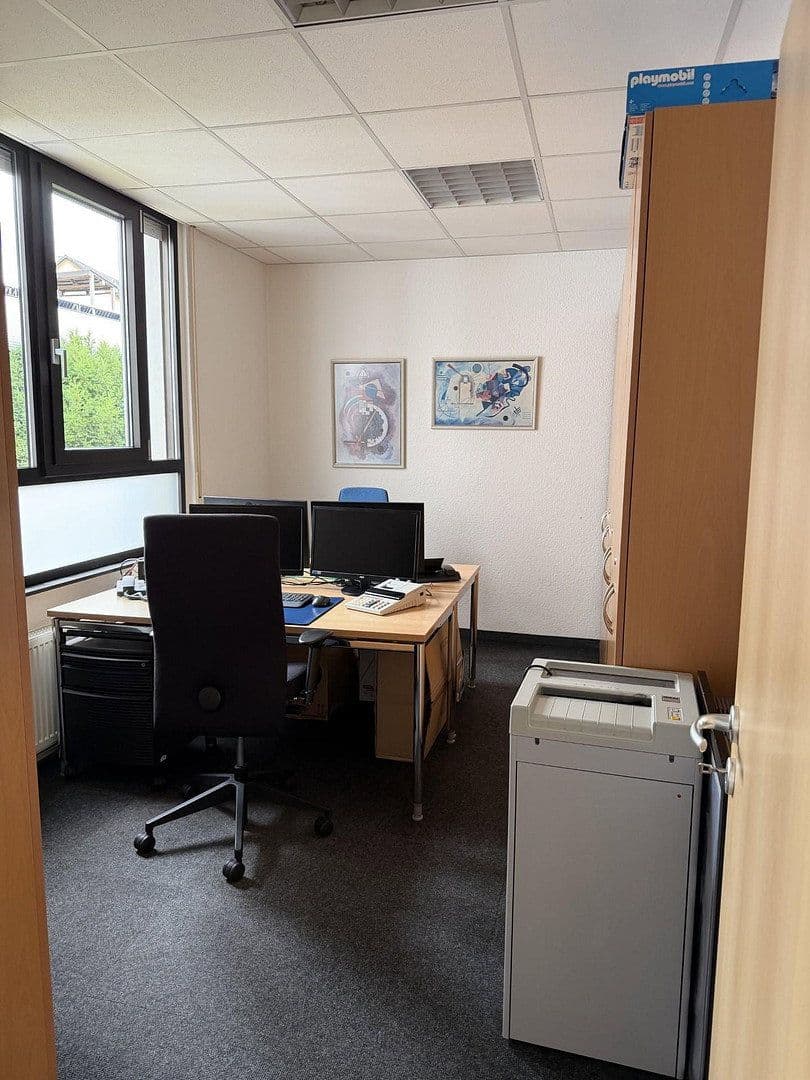 office to rent, 105 m², Hauptstr. 100, Langenfeld (Rheinland), North Rhine-Westphalia office to rent, 105 m², Hauptstr. 100, Langenfeld (Rheinland), North Rhine-Westphalia