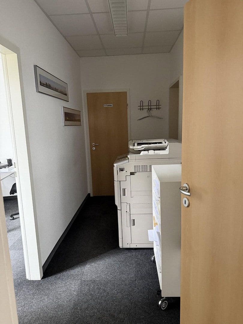 office to rent, 105 m², Hauptstr. 100, Langenfeld (Rheinland), North Rhine-Westphalia office to rent, 105 m², Hauptstr. 100, Langenfeld (Rheinland), North Rhine-Westphalia