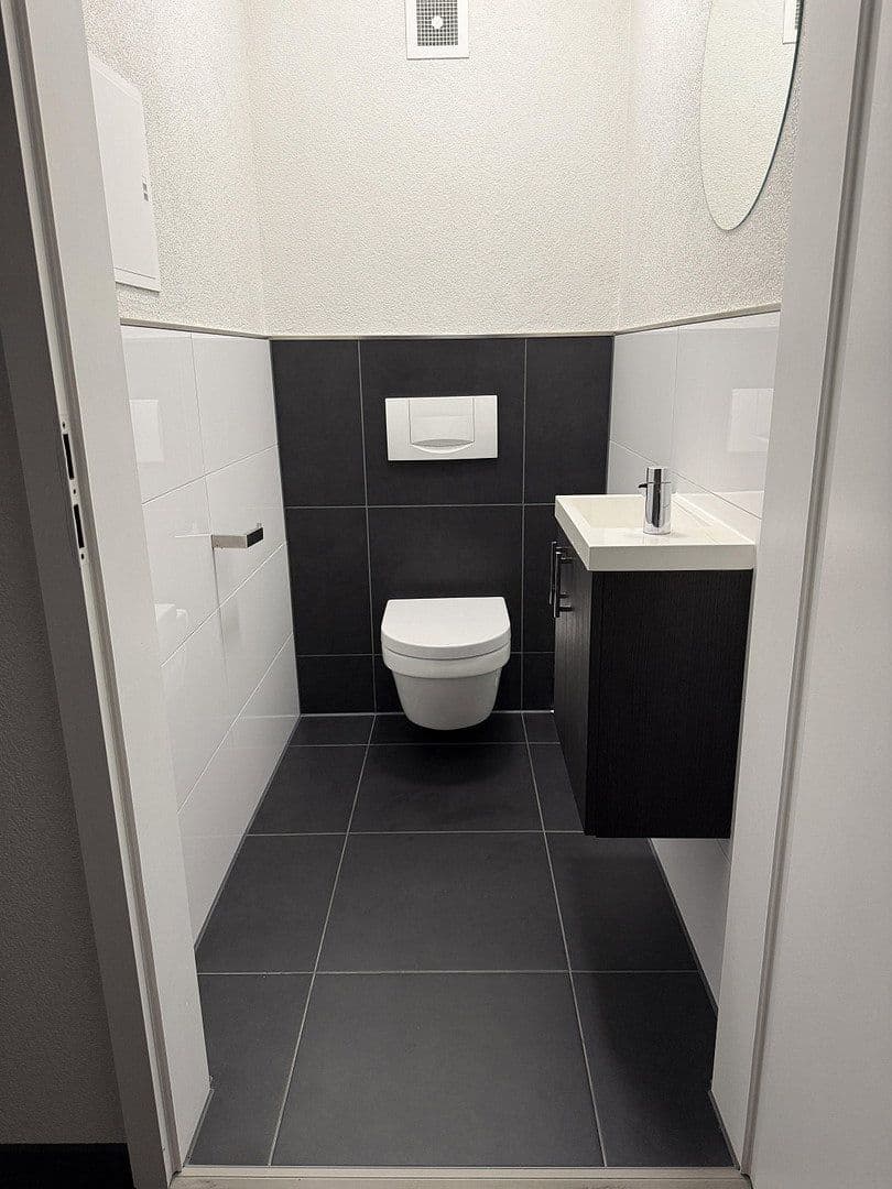 1 bedroom with open-plan kitchen flat for sale, 79 m², Aalen, Baden-Württemberg 1 bedroom with open-plan kitchen flat for sale, 79 m², Aalen, Baden-Württemberg