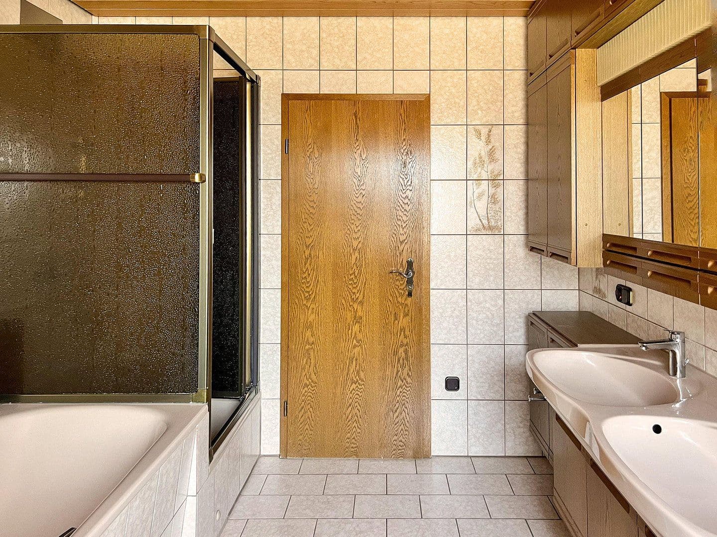 house for sale, 250 m², Staufenberg, Hesse house for sale, 250 m², Staufenberg, Hesse