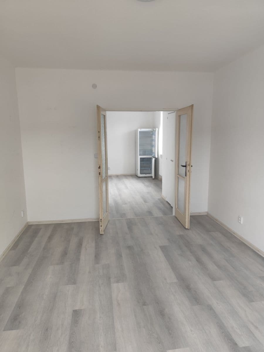 2 bedroom flat to rent, 60 m², Mírové náměstí, Dobříš, Středočeský Region 2 bedroom flat to rent, 60 m², Mírové náměstí, Dobříš, Středočeský Region