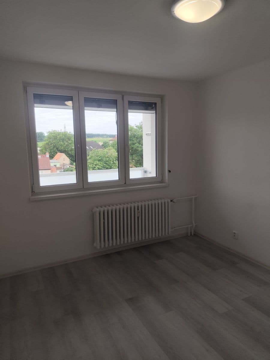 2 bedroom flat to rent, 60 m², Mírové náměstí, Dobříš, Středočeský Region 2 bedroom flat to rent, 60 m², Mírové náměstí, Dobříš, Středočeský Region