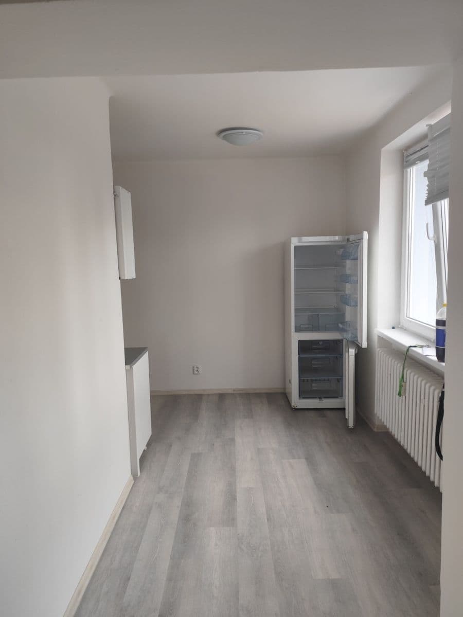 2 bedroom flat to rent, 60 m², Mírové náměstí, Dobříš, Středočeský Region 2 bedroom flat to rent, 60 m², Mírové náměstí, Dobříš, Středočeský Region