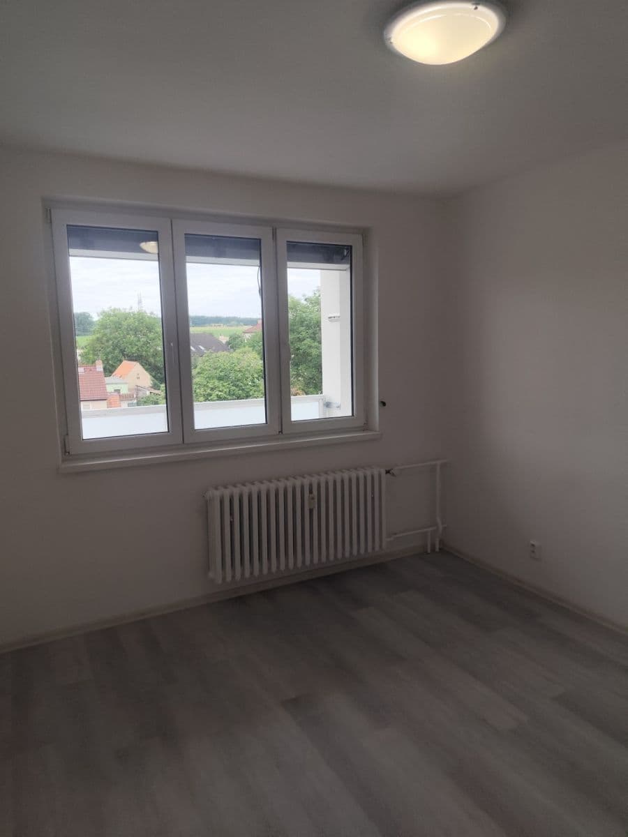 2 bedroom flat to rent, 60 m², Mírové náměstí, Dobříš, Středočeský Region 2 bedroom flat to rent, 60 m², Mírové náměstí, Dobříš, Středočeský Region