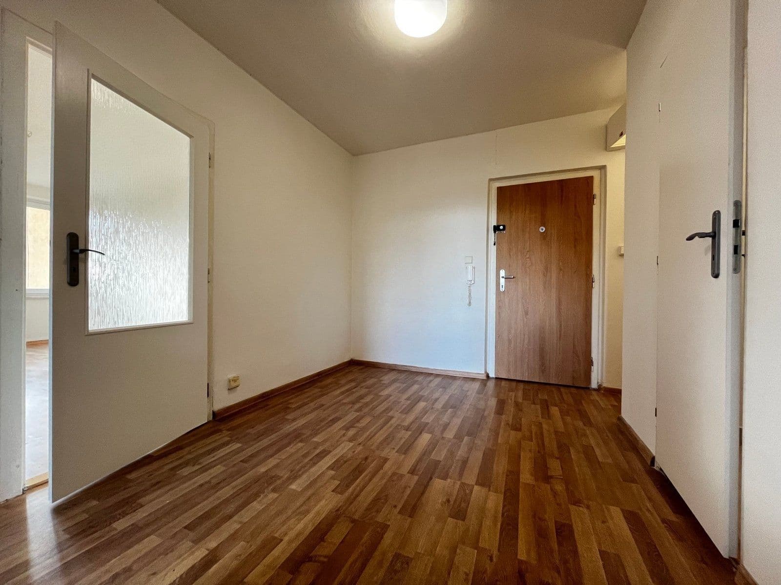 3 bedroom flat to rent, 68 m², Okružní, Orlová, Moravskoslezský Region 3 bedroom flat to rent, 68 m², Okružní, Orlová, Moravskoslezský Region