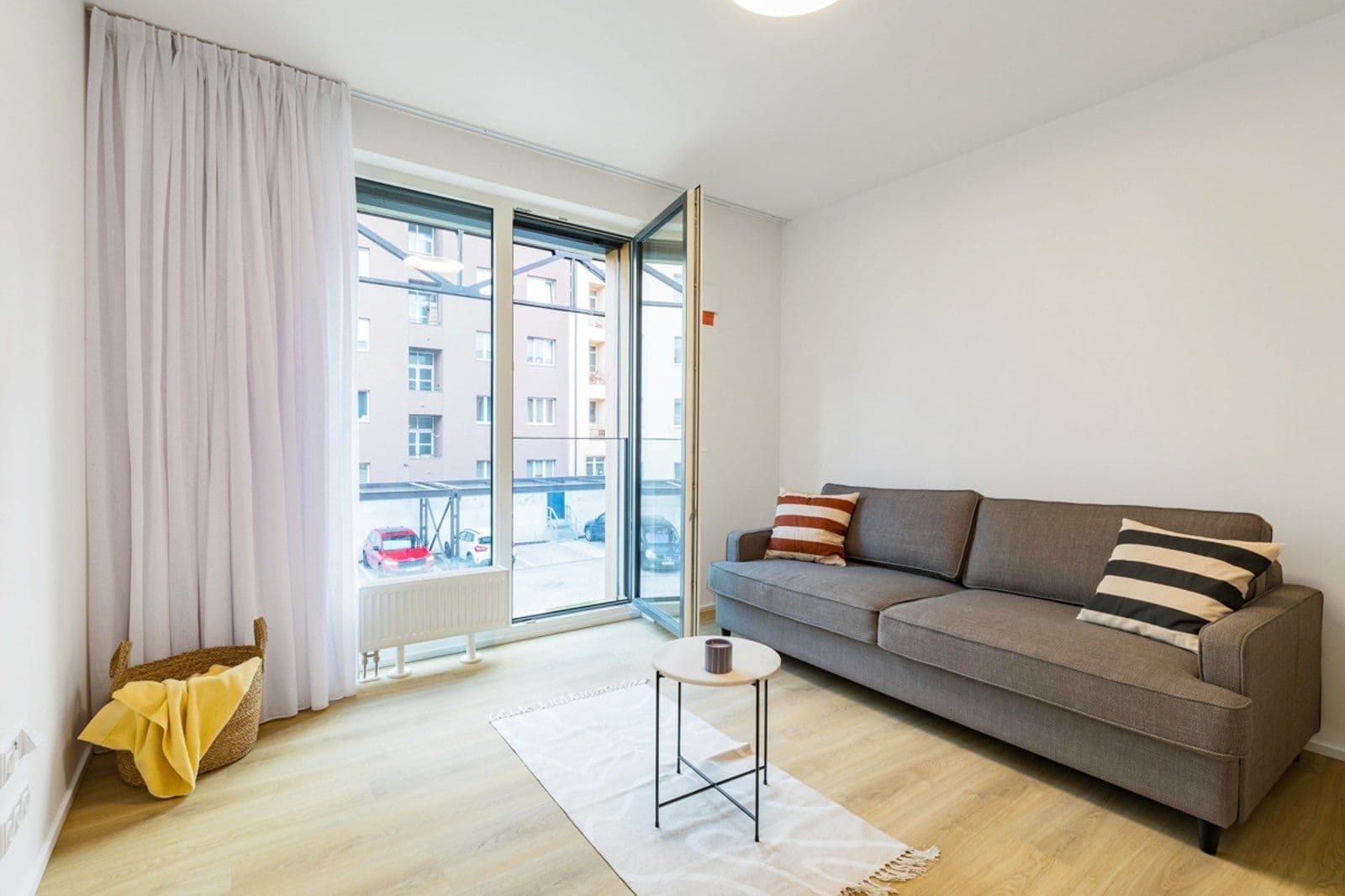 3 bedroom flat to rent, 62 m², Vrbenského, Prague, Prague 3 bedroom flat to rent, 62 m², Vrbenského, Prague, Prague