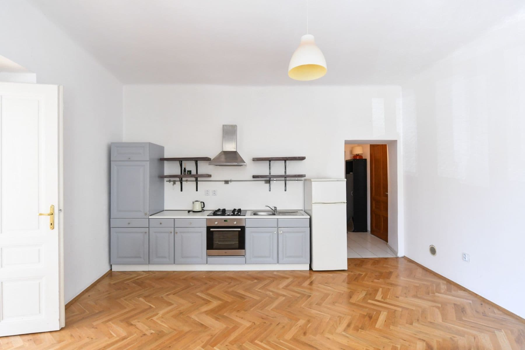 1 bedroom with open-plan kitchen flat to rent, 53 m², Slovinská, Prague, Prague 1 bedroom with open-plan kitchen flat to rent, 53 m², Slovinská, Prague, Prague