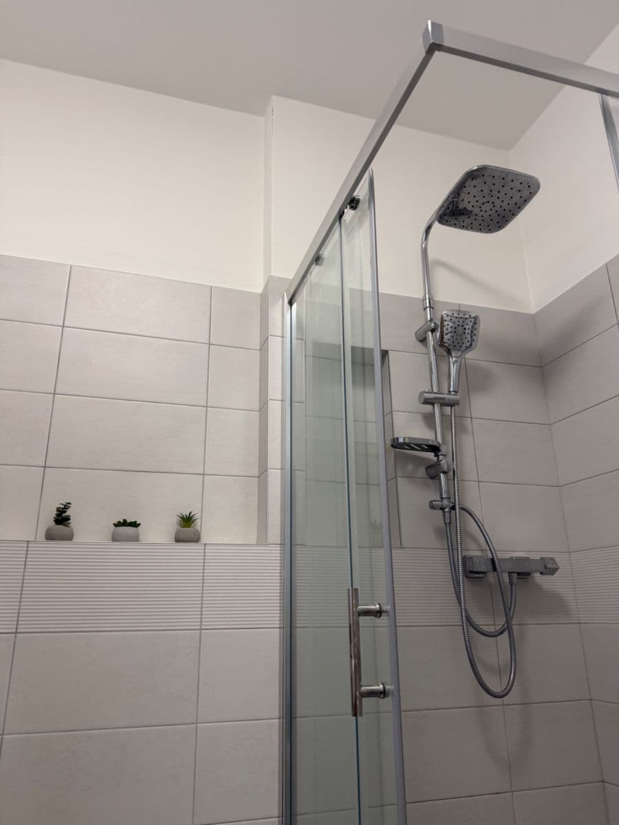 1 bedroom with open-plan kitchen flat to rent, 65 m², Maru Špačkové, Rakovník, Středočeský Region 1 bedroom with open-plan kitchen flat to rent, 65 m², Maru Špačkové, Rakovník, Středočeský Region