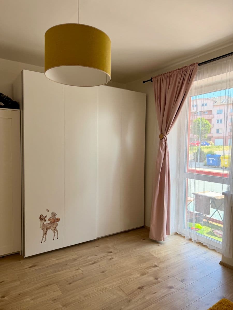 1 bedroom with open-plan kitchen flat to rent, 65 m², Maru Špačkové, Rakovník, Středočeský Region 1 bedroom with open-plan kitchen flat to rent, 65 m², Maru Špačkové, Rakovník, Středočeský Region