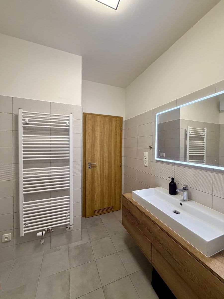 1 bedroom with open-plan kitchen flat to rent, 65 m², Maru Špačkové, Rakovník, Středočeský Region 1 bedroom with open-plan kitchen flat to rent, 65 m², Maru Špačkové, Rakovník, Středočeský Region