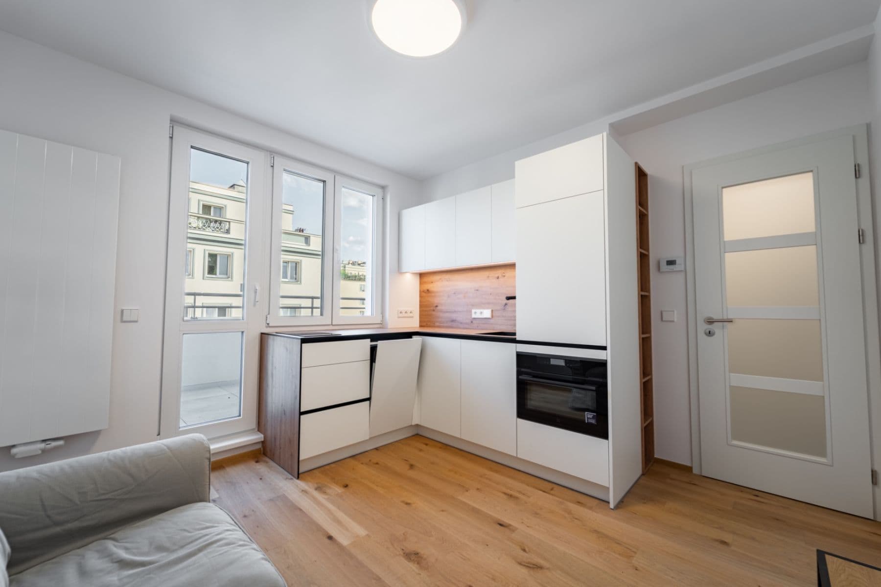 1 bedroom with open-plan kitchen flat to rent, 30 m², Pod Drinopolem, Prague, Prague 1 bedroom with open-plan kitchen flat to rent, 30 m², Pod Drinopolem, Prague, Prague