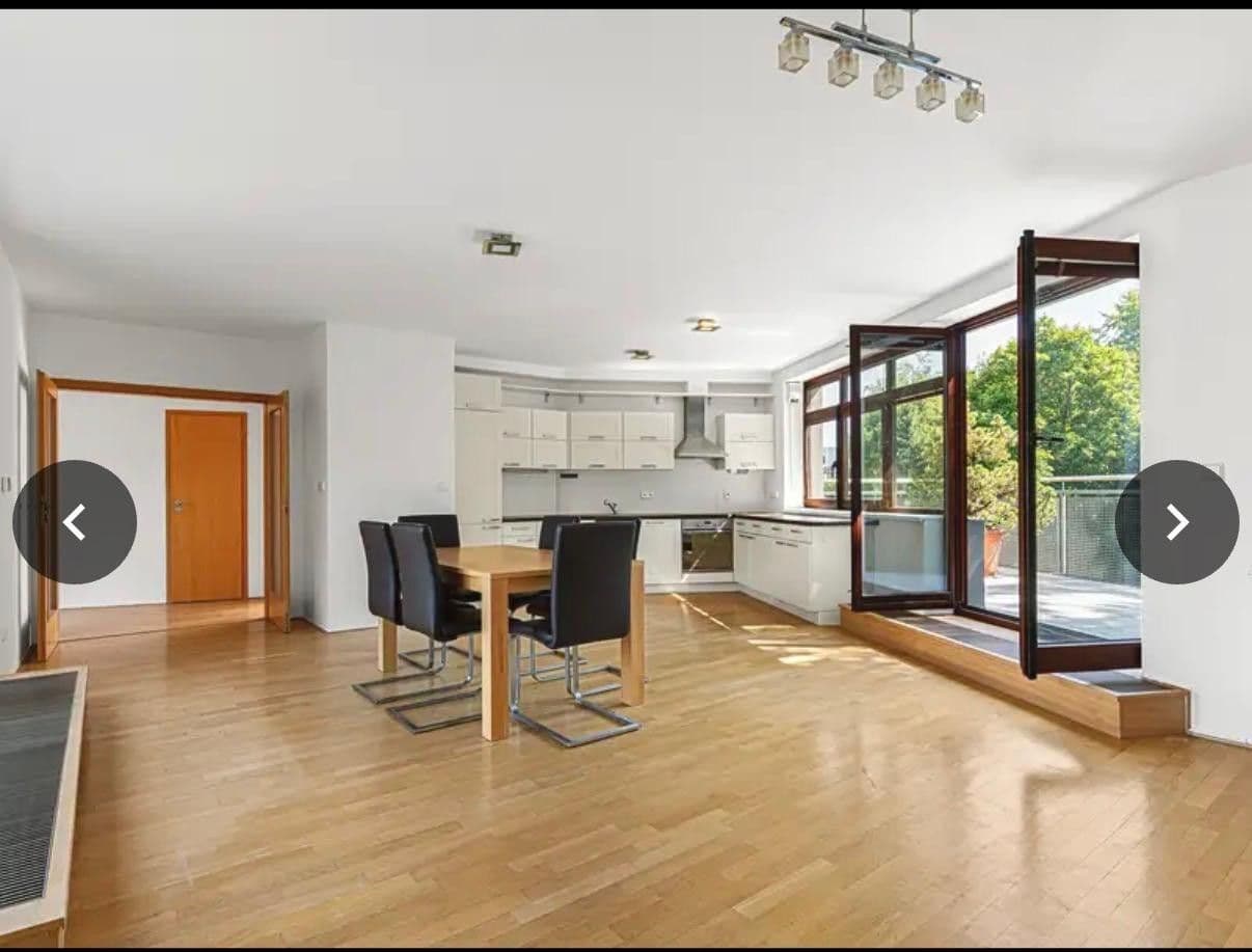 3 bedroom with open-plan kitchen flat for sale, 108 m², Smiřického, Prague, Prague 3 bedroom with open-plan kitchen flat for sale, 108 m², Smiřického, Prague, Prague