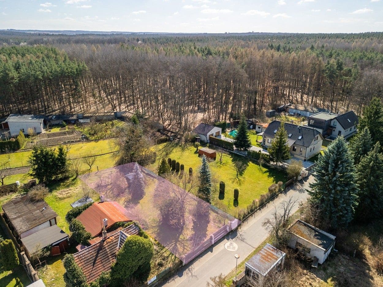 plot for sale, 685 m², U Lesa, Jirny, Středočeský Region plot for sale, 685 m², U Lesa, Jirny, Středočeský Region