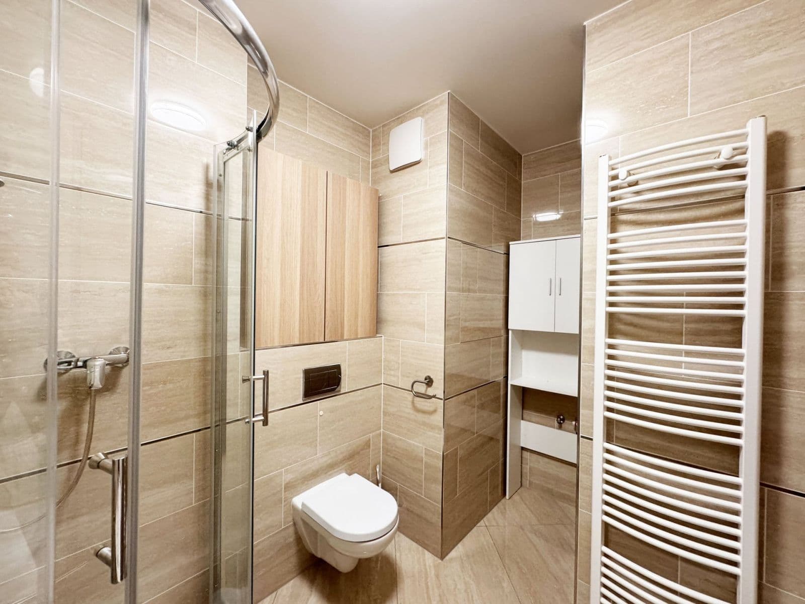 Studio flat to rent, 32 m², Toufarova, Prague, Prague Studio flat to rent, 32 m², Toufarova, Prague, Prague