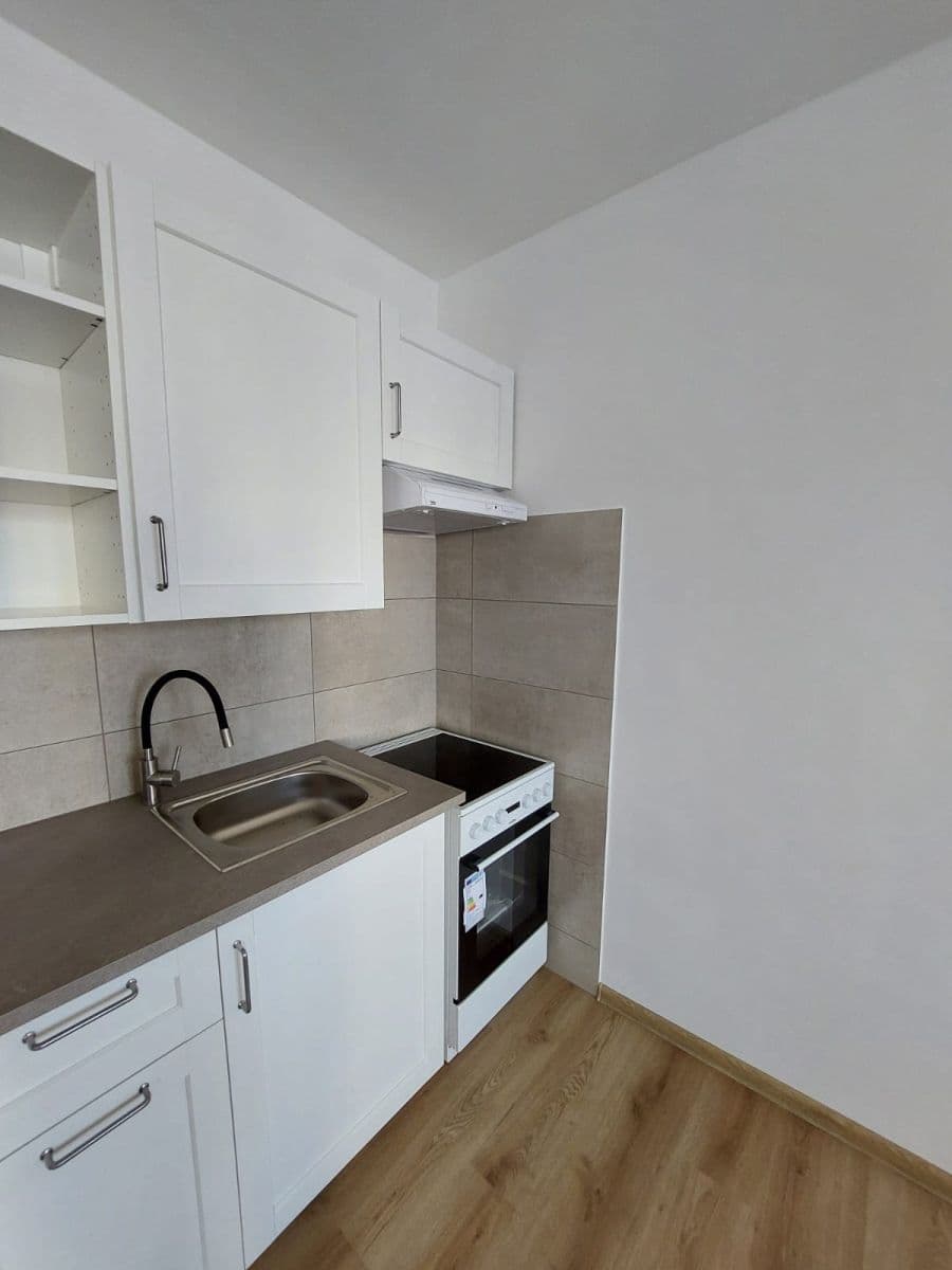 Studio flat to rent, 33 m², Trocnovská, Tachov, Plzeňský Region Studio flat to rent, 33 m², Trocnovská, Tachov, Plzeňský Region