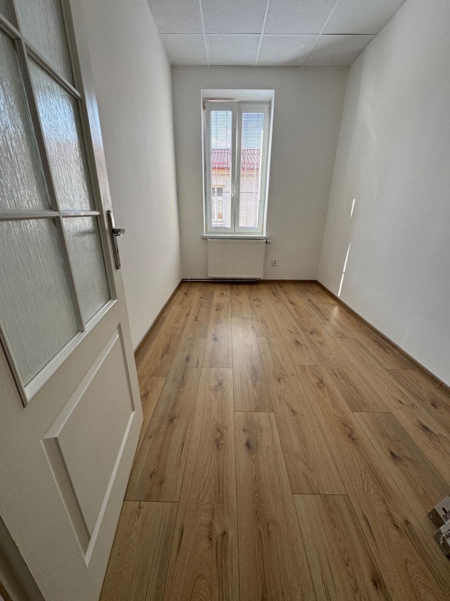 1 bedroom with open-plan kitchen flat to rent, 48 m², Kravařská, Ostrava, Moravskoslezský Region 1 bedroom with open-plan kitchen flat to rent, 48 m², Kravařská, Ostrava, Moravskoslezský Region