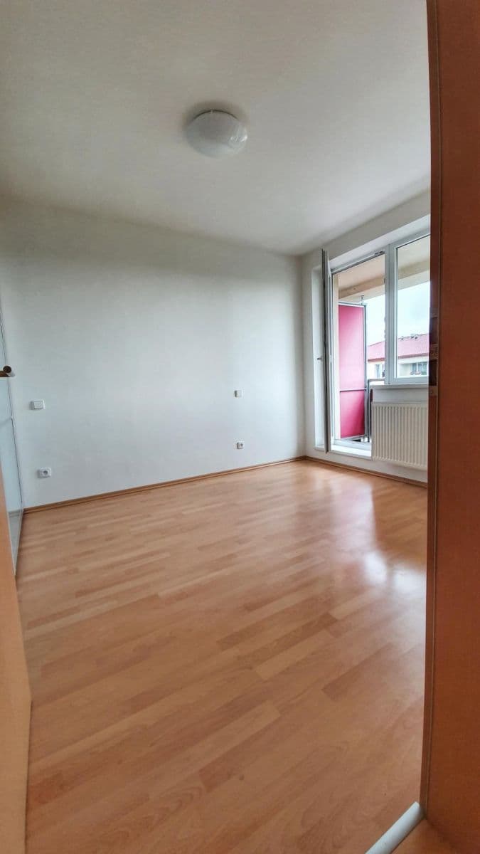 1 bedroom with open-plan kitchen flat to rent, 38 m², Donínská, Prague, Prague 1 bedroom with open-plan kitchen flat to rent, 38 m², Donínská, Prague, Prague