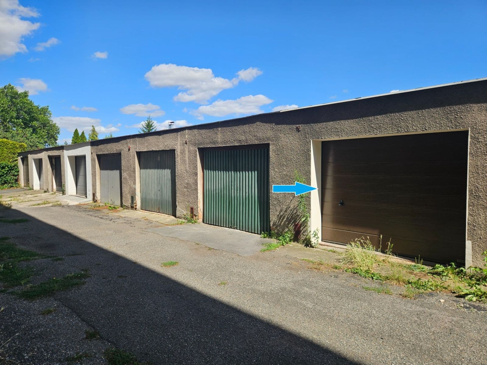 garage to rent, 20 m², Buštěhrad, Středočeský Region garage to rent, 20 m², Buštěhrad, Středočeský Region