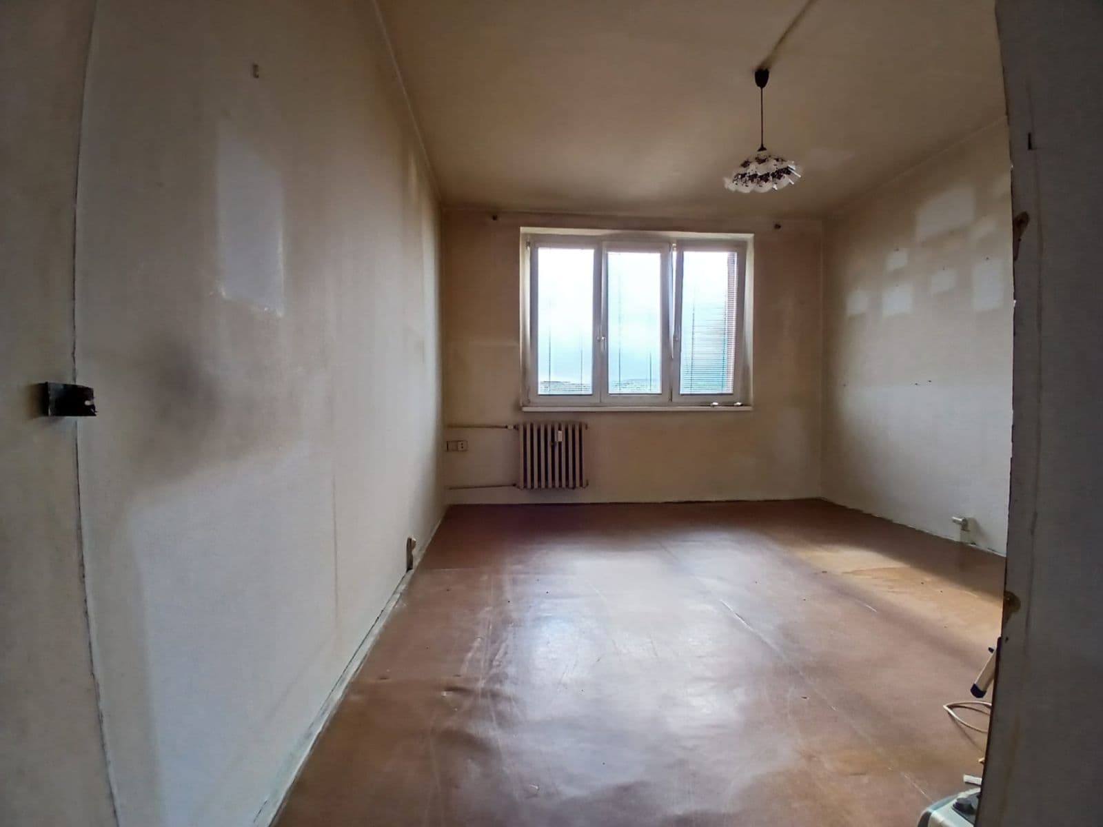 Small studio flat for sale, 20 m², U Porcelánky, Chodov, Karlovarský Region Small studio flat for sale, 20 m², U Porcelánky, Chodov, Karlovarský Region