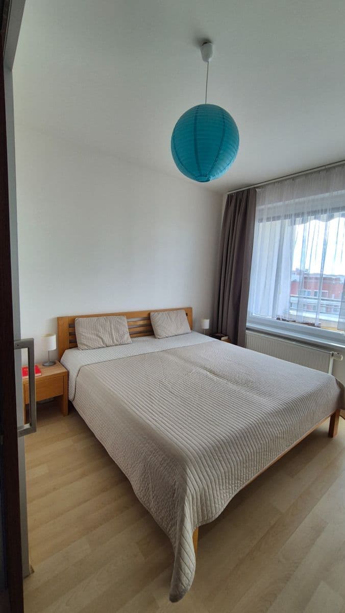2 bedroom with open-plan kitchen flat to rent, 60 m², Pavla Beneše, Prague, Prague 2 bedroom with open-plan kitchen flat to rent, 60 m², Pavla Beneše, Prague, Prague
