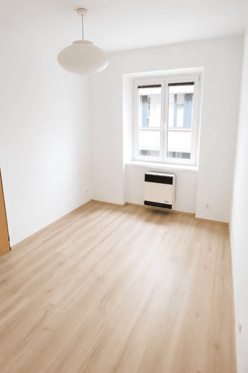 1 bedroom with open-plan kitchen flat for sale, 37 m², Vrchlického, Prague, Prague 1 bedroom with open-plan kitchen flat for sale, 37 m², Vrchlického, Prague, Prague