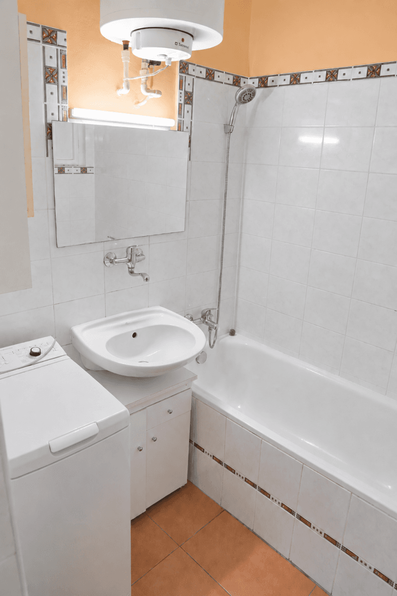 1 bedroom with open-plan kitchen flat for sale, 37 m², Vrchlického, Prague, Prague 1 bedroom with open-plan kitchen flat for sale, 37 m², Vrchlického, Prague, Prague