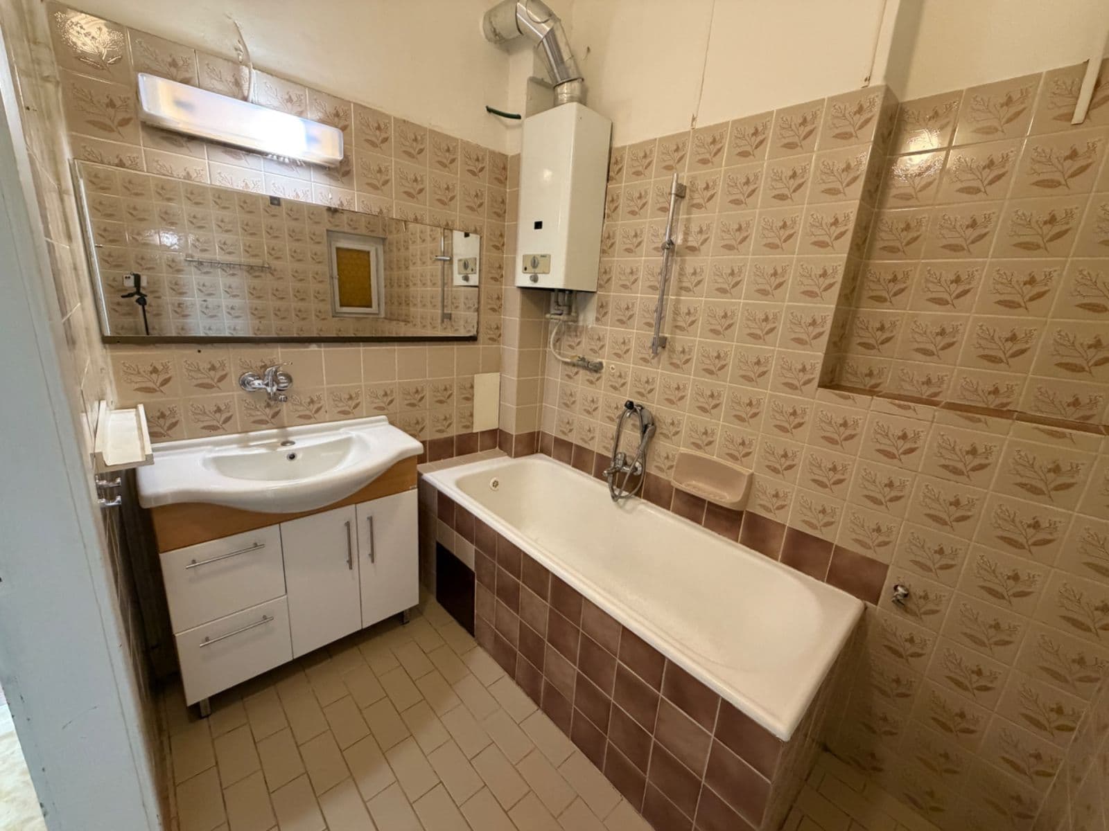 3 bedroom with open-plan kitchen flat for sale, 110 m², Václavkova, Prague, Prague 3 bedroom with open-plan kitchen flat for sale, 110 m², Václavkova, Prague, Prague