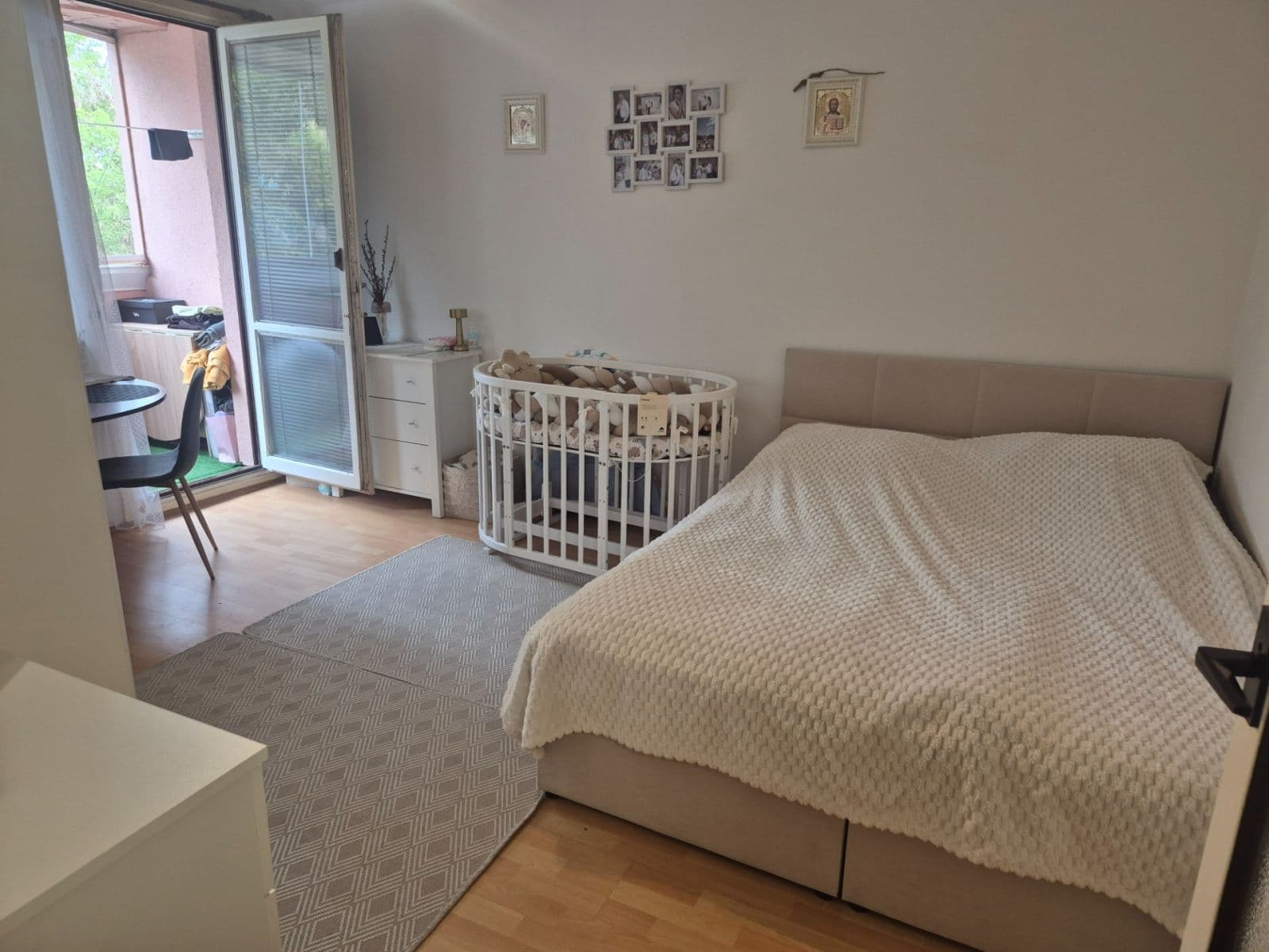 Studio flat to rent, 26 m², Všehlušická, Slaný, Středočeský Region Studio flat to rent, 26 m², Všehlušická, Slaný, Středočeský Region
