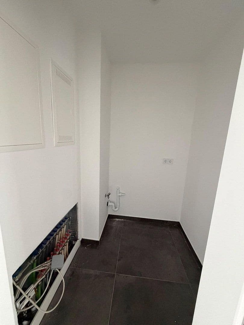 5 bedroom flat to rent, 142 m², Rodenbach, Hesse 5 bedroom flat to rent, 142 m², Rodenbach, Hesse