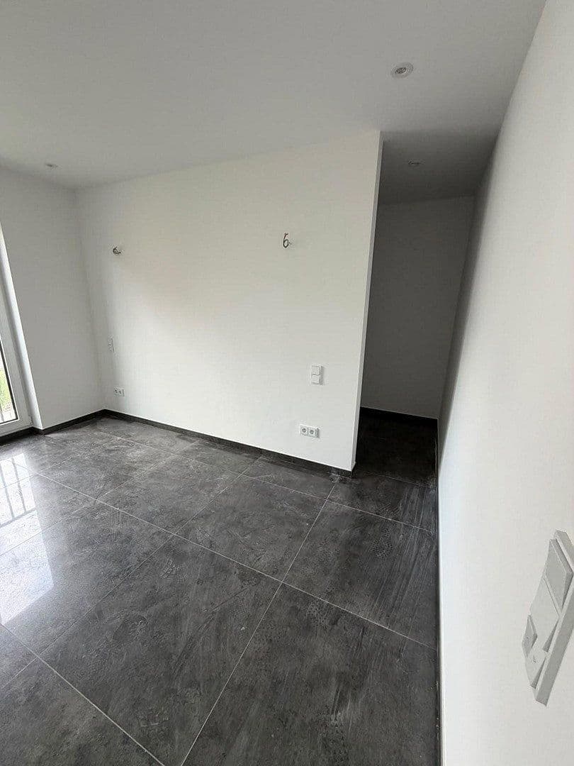 5 bedroom flat to rent, 142 m², Rodenbach, Hesse 5 bedroom flat to rent, 142 m², Rodenbach, Hesse