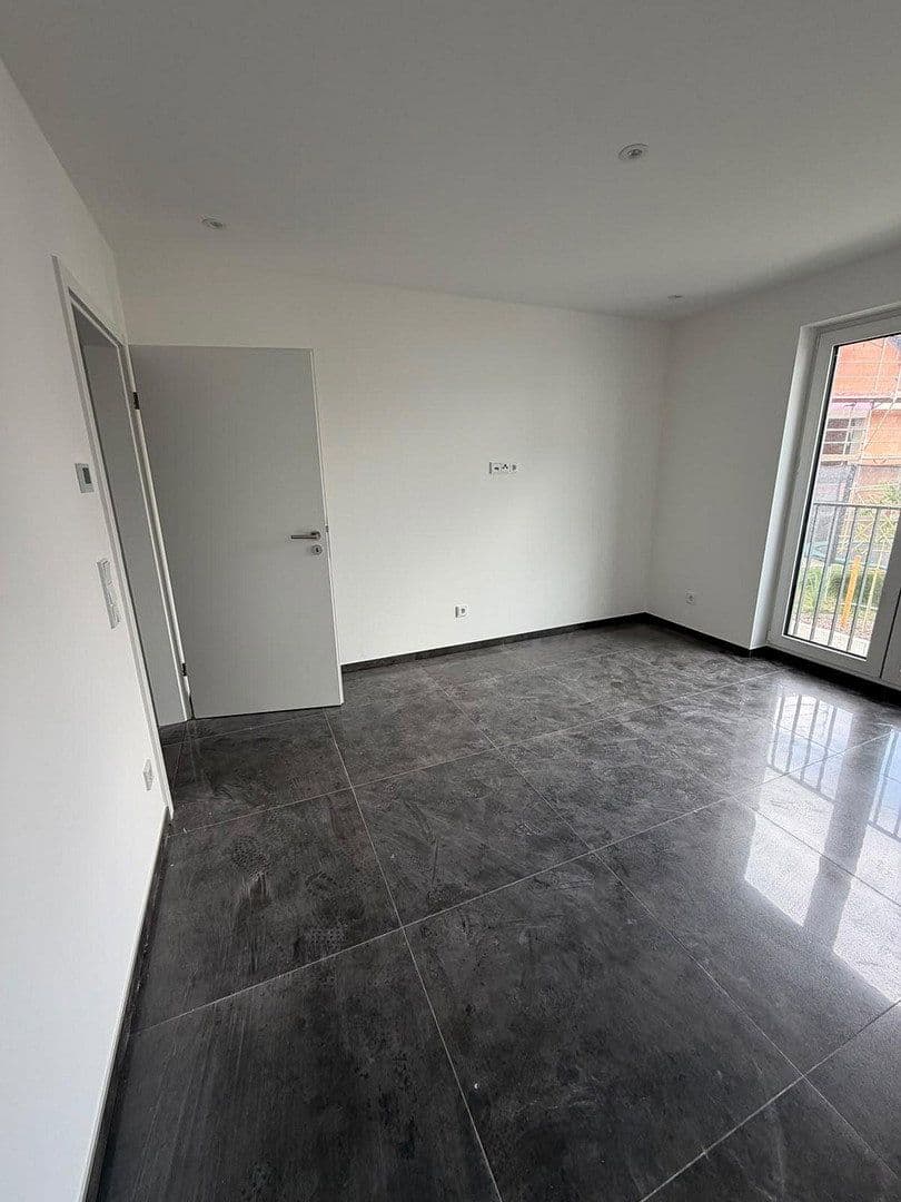 5 bedroom flat to rent, 142 m², Rodenbach, Hesse 5 bedroom flat to rent, 142 m², Rodenbach, Hesse