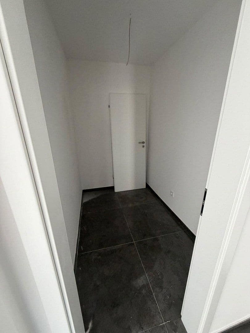 5 bedroom flat to rent, 142 m², Rodenbach, Hesse 5 bedroom flat to rent, 142 m², Rodenbach, Hesse
