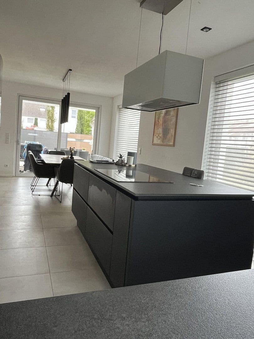 house for sale, 135 m², Ernst-Kunz Straße 96, Ludwigshafen am Rhein, Rhineland-Palatinate house for sale, 135 m², Ernst-Kunz Straße 96, Ludwigshafen am Rhein, Rhineland-Palatinate