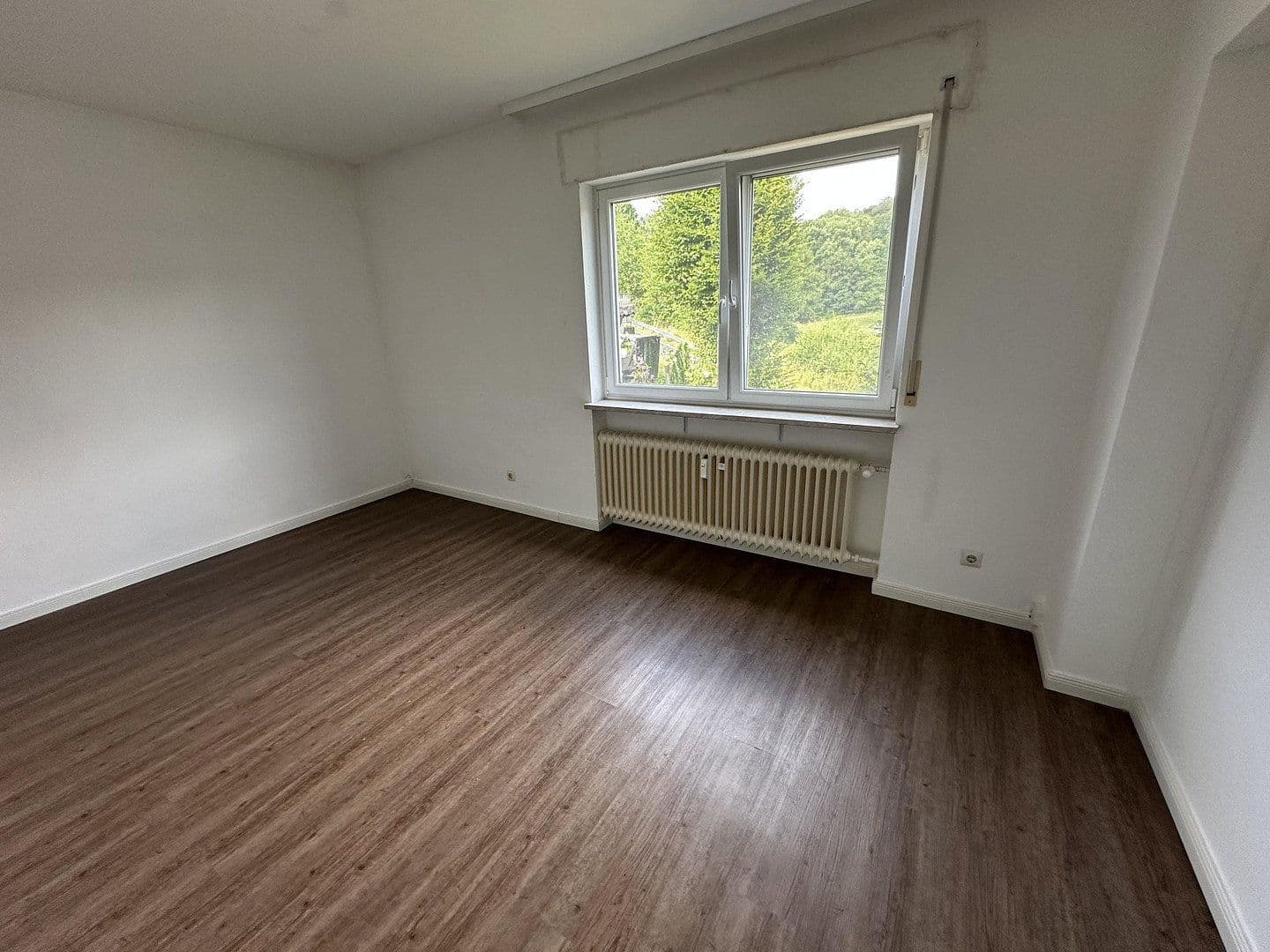 1 bedroom with open-plan kitchen flat to rent, 72 m², Im kleinen Weinberg, Ortenberg, Hesse 1 bedroom with open-plan kitchen flat to rent, 72 m², Im kleinen Weinberg, Ortenberg, Hesse