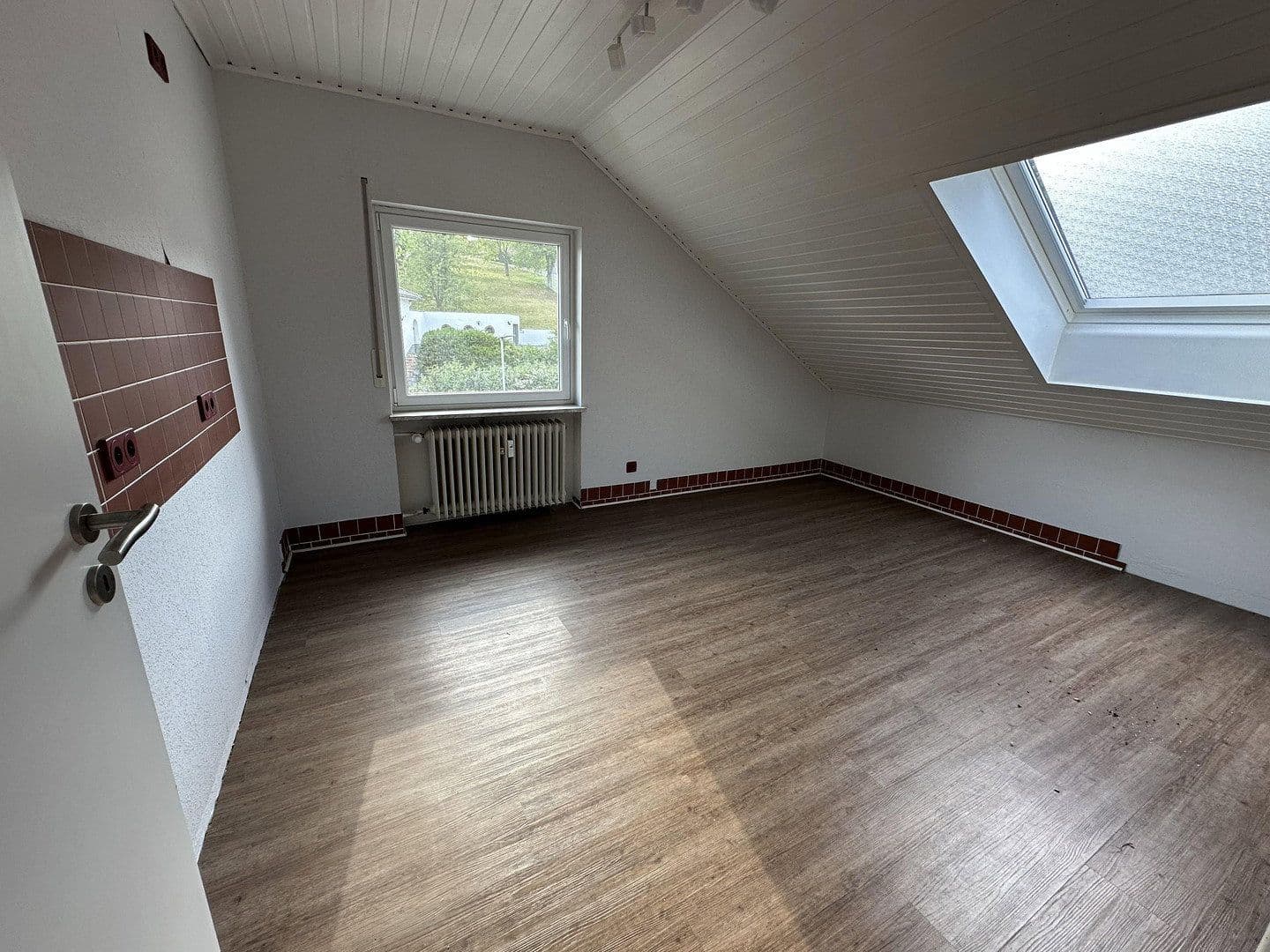 1 bedroom with open-plan kitchen flat to rent, 72 m², Im kleinen Weinberg, Ortenberg, Hesse 1 bedroom with open-plan kitchen flat to rent, 72 m², Im kleinen Weinberg, Ortenberg, Hesse