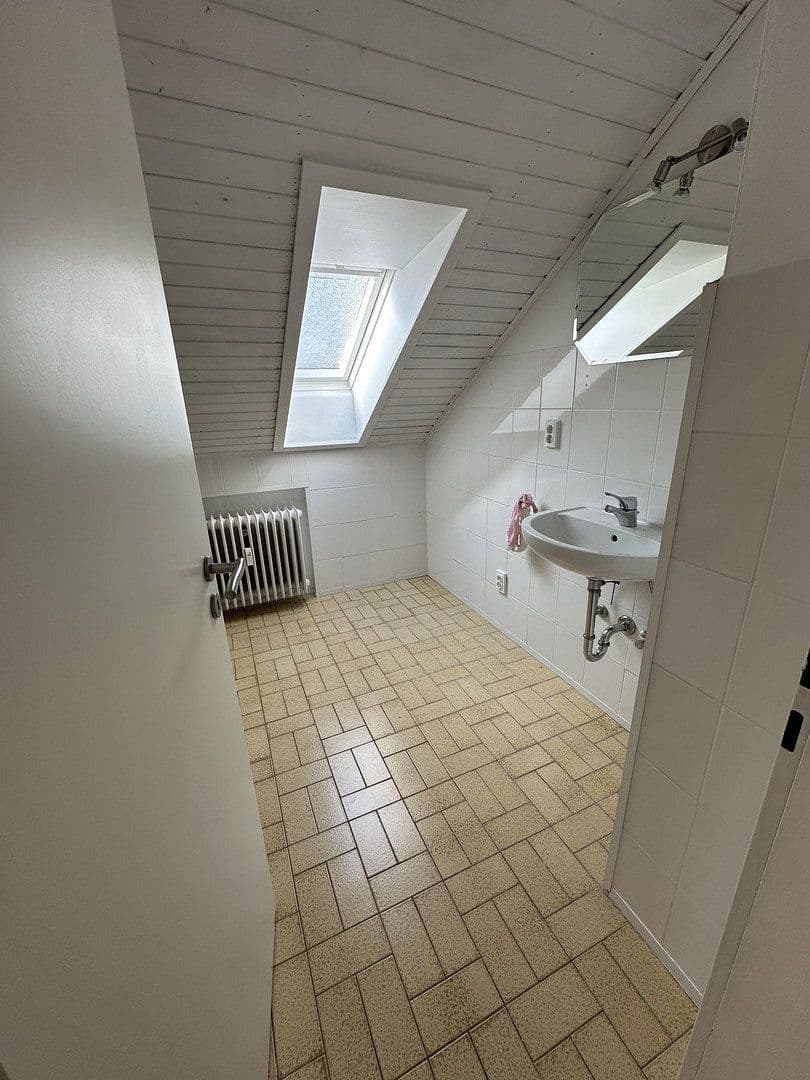 1 bedroom with open-plan kitchen flat to rent, 72 m², Im kleinen Weinberg, Ortenberg, Hesse 1 bedroom with open-plan kitchen flat to rent, 72 m², Im kleinen Weinberg, Ortenberg, Hesse