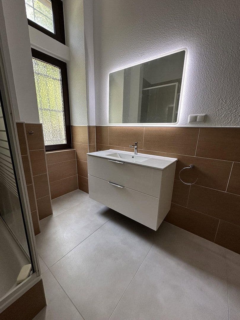 4 bedroom flat to rent, 115 m², Offenbach, Hesse 4 bedroom flat to rent, 115 m², Offenbach, Hesse