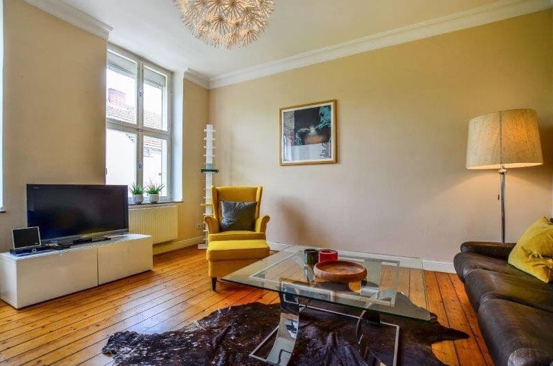 1 bedroom with open-plan kitchen flat to rent, 64 m², Neuhöffer Straße 11, Köln-Deutz, North Rhine-Westphalia 1 bedroom with open-plan kitchen flat to rent, 64 m², Neuhöffer Straße 11, Köln-Deutz, North Rhine-Westphalia
