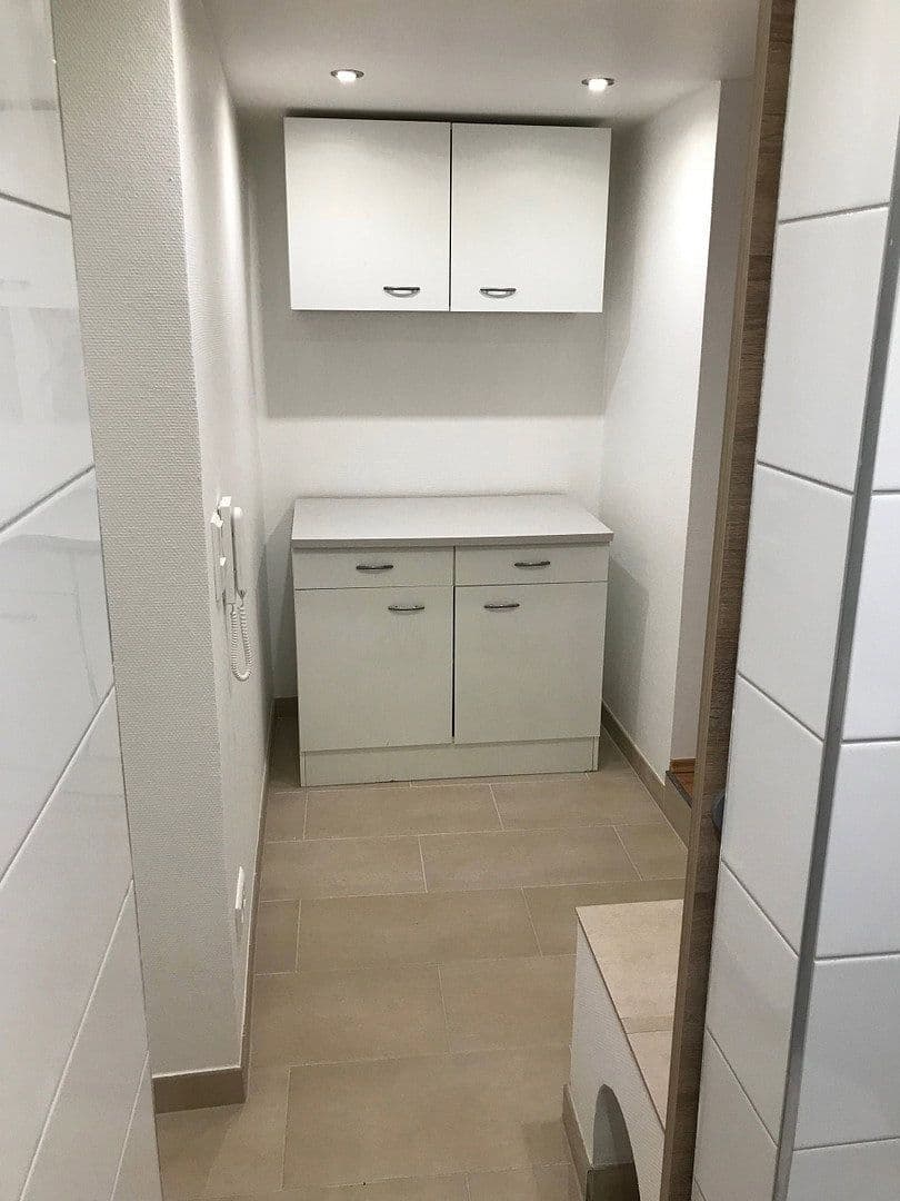 1 bedroom with open-plan kitchen flat to rent, 62 m², Karlsruhe, Baden-Württemberg 1 bedroom with open-plan kitchen flat to rent, 62 m², Karlsruhe, Baden-Württemberg