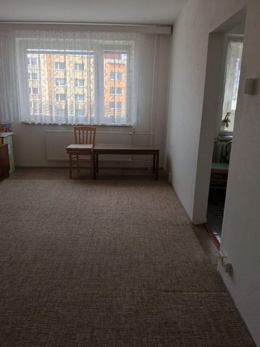 3 bedroom flat to rent, 73 m², Jiřího z Poděbrad, Sokolov, Karlovarský Region 3 bedroom flat to rent, 73 m², Jiřího z Poděbrad, Sokolov, Karlovarský Region