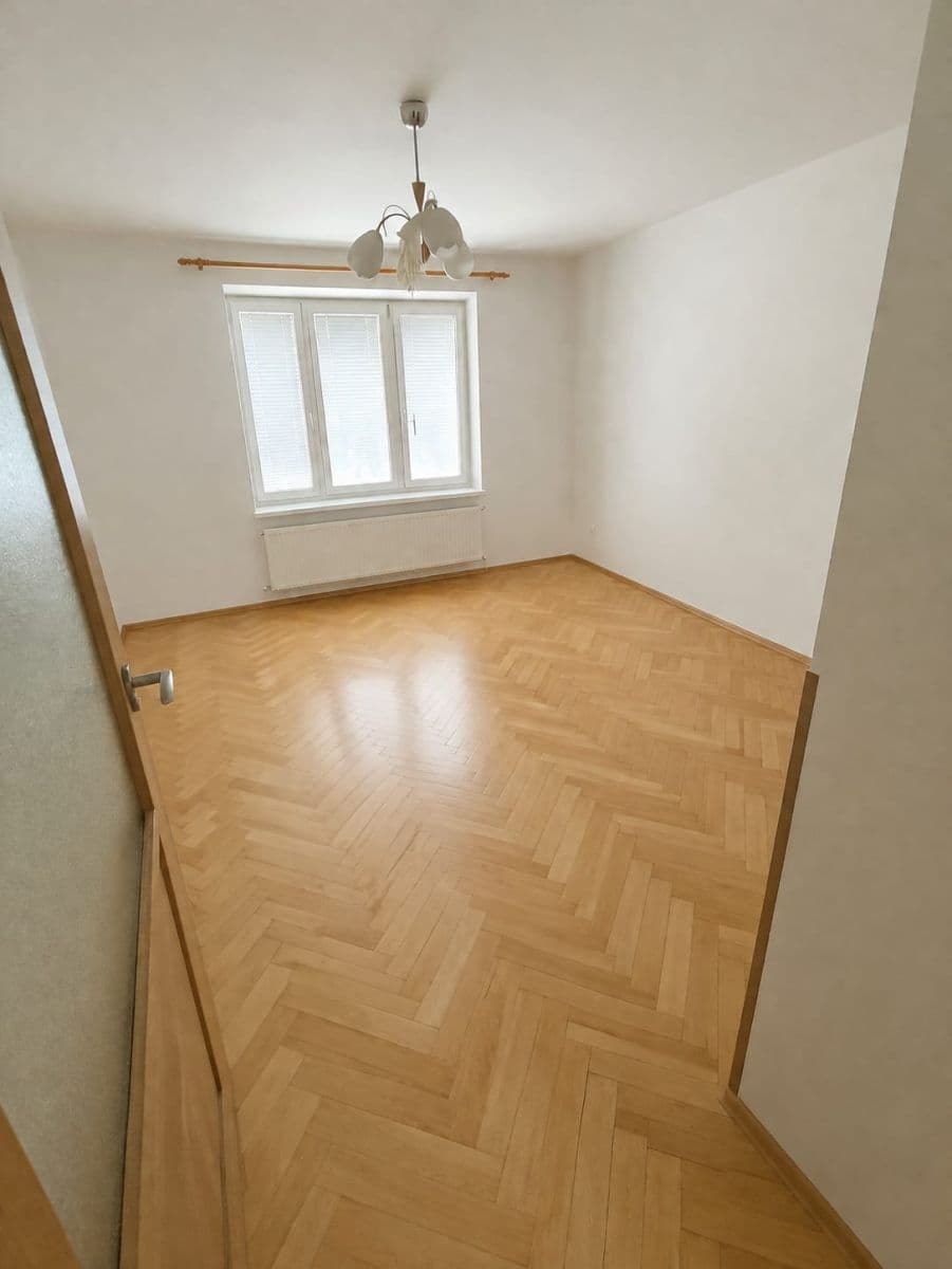 3 bedroom flat to rent, 75 m², Blažkova, Adamov, Jihomoravský Region 3 bedroom flat to rent, 75 m², Blažkova, Adamov, Jihomoravský Region