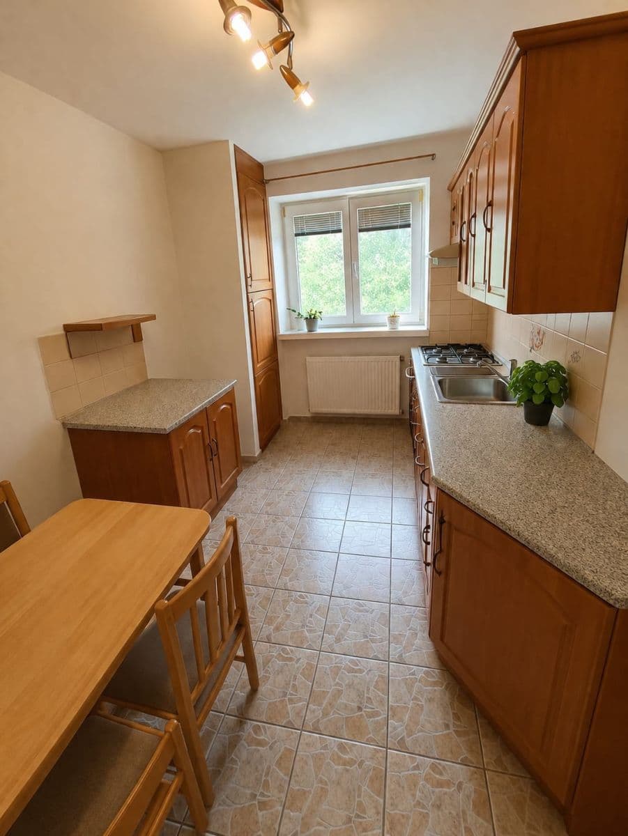 3 bedroom flat to rent, 75 m², Blažkova, Adamov, Jihomoravský Region 3 bedroom flat to rent, 75 m², Blažkova, Adamov, Jihomoravský Region